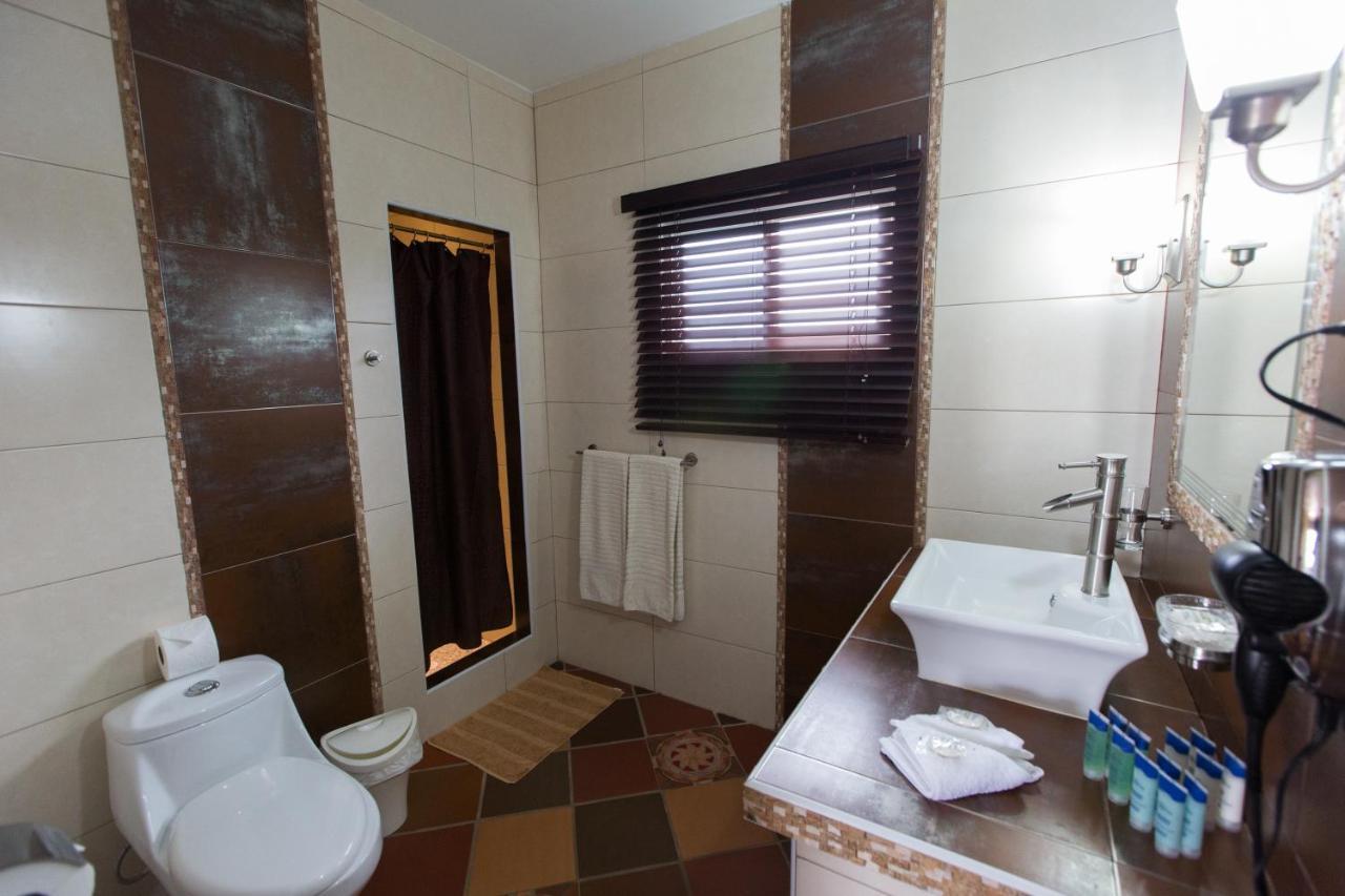 Hotel Casa Amarilla Пунта Чаме Екстериор снимка