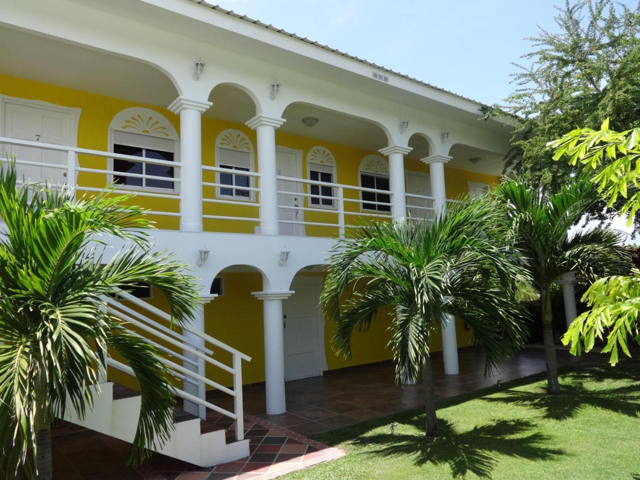 Hotel Casa Amarilla Пунта Чаме Екстериор снимка